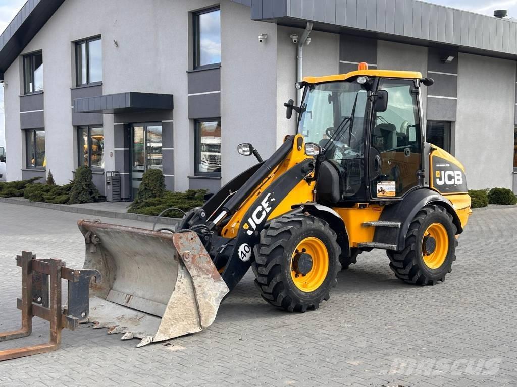 JCB 409 Телескопічний навантажувач