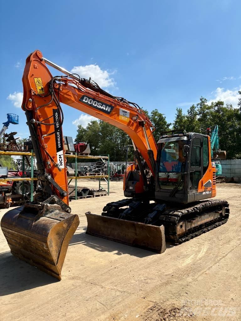 Doosan DX 140 LCR Гусеничні екскаватори