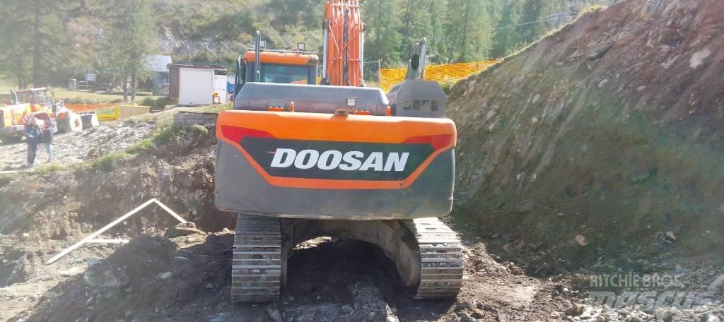 Doosan DX 235 Гусеничні екскаватори