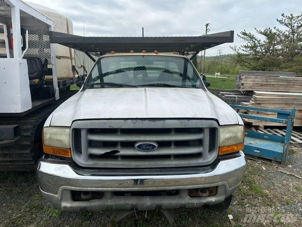 Ford F 450 Шасі з кабіною