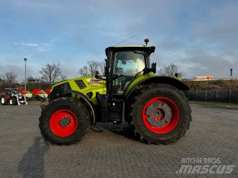 CLAAS AXION 830 Трактори