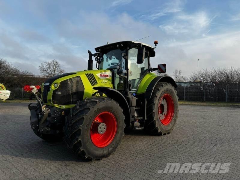 CLAAS AXION 830 Трактори