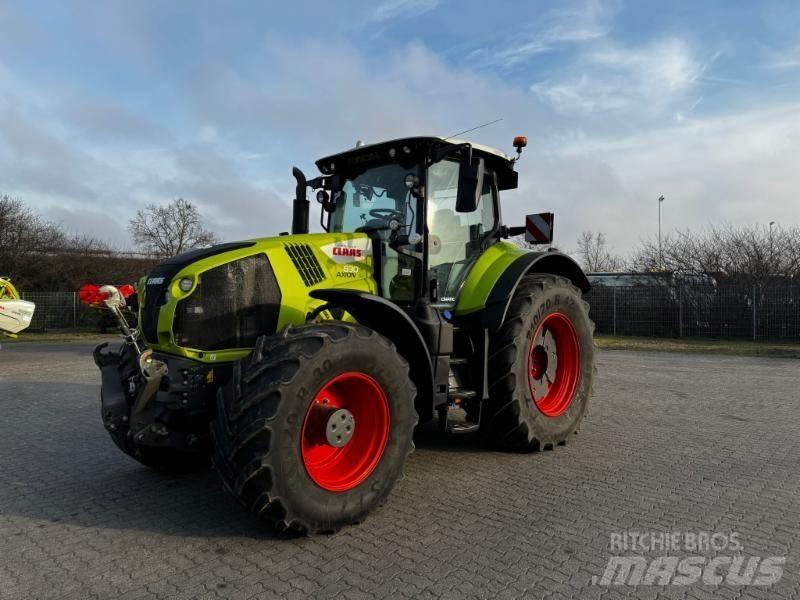 CLAAS AXION 830 Трактори