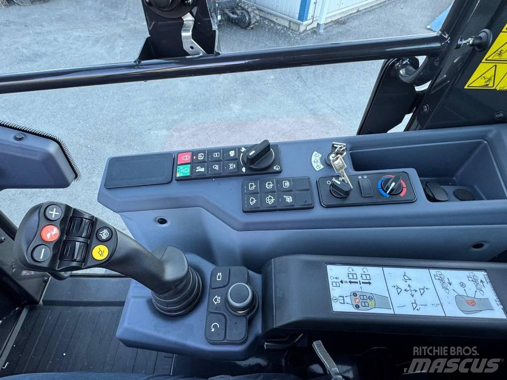 Bobcat L75 Фронтальні навантажувачі