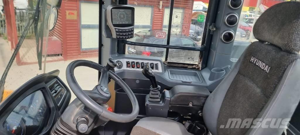 Hyundai HL 955 Фронтальні навантажувачі