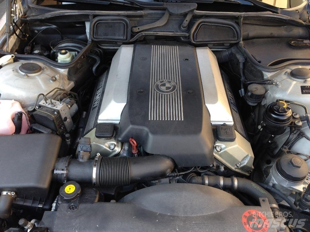 BMW GH-GG35 Автомобілі