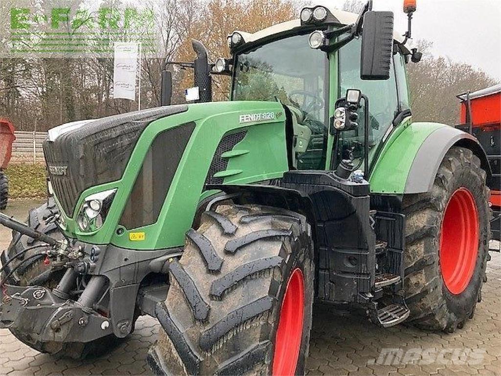 Fendt 828 vario s4 Трактори