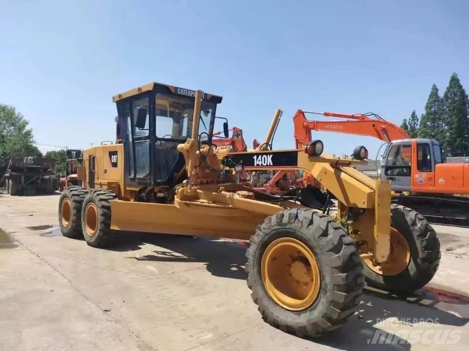 CAT 140 K Грейдери