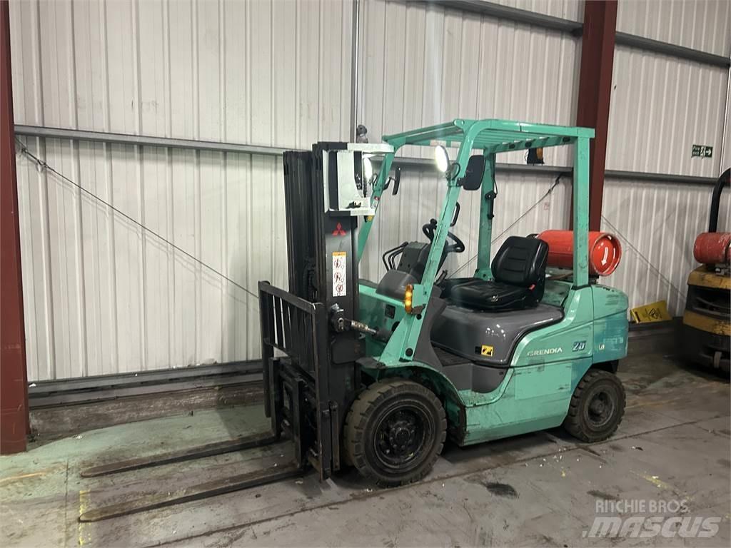 Mitsubishi FG25NT Газові навантажувачі