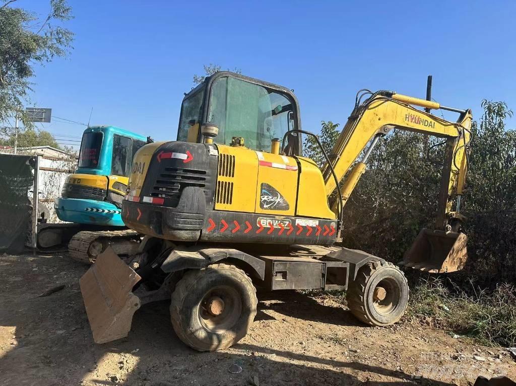 Hyundai R60W-7 Гусеничні екскаватори