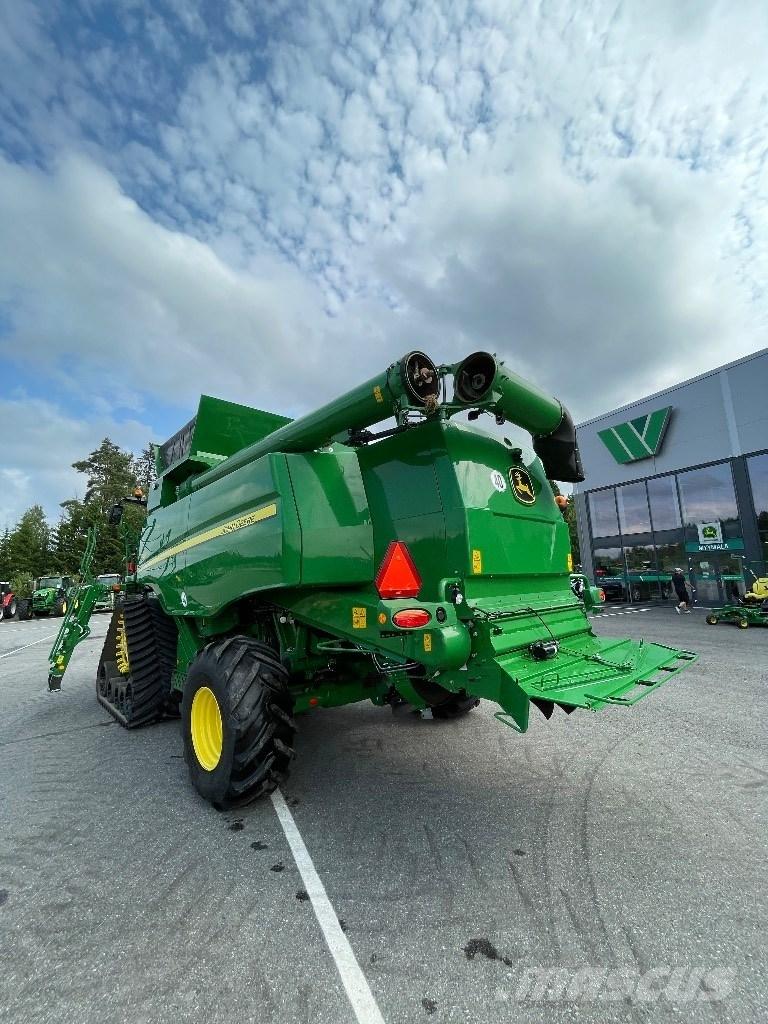 John Deere T670 i Зернозбиральні комбайни