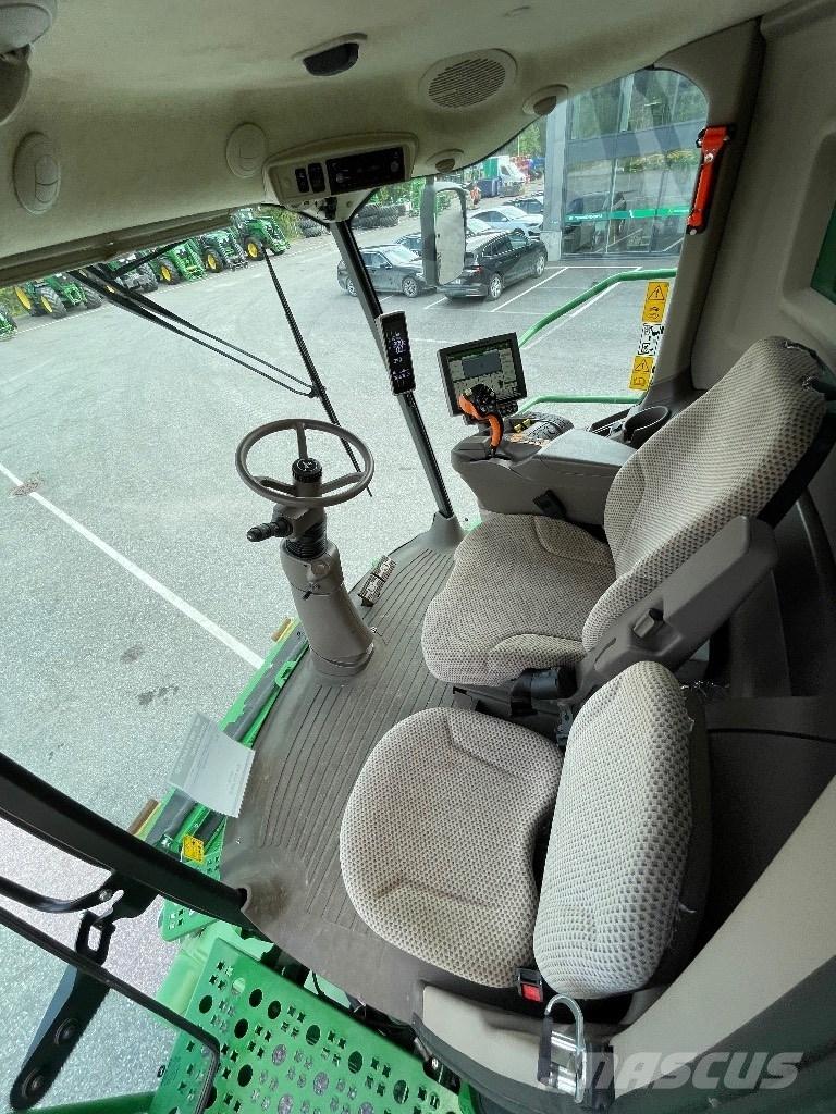 John Deere T670 i Зернозбиральні комбайни