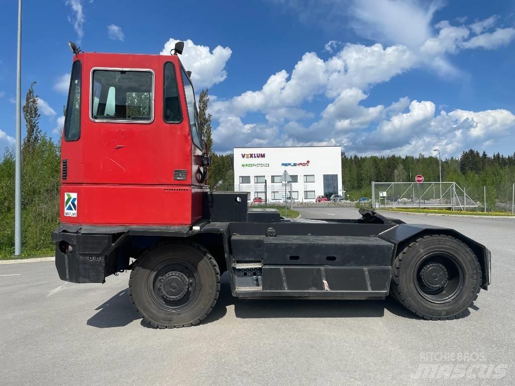 Kalmar TRX252 Термінальні трактори