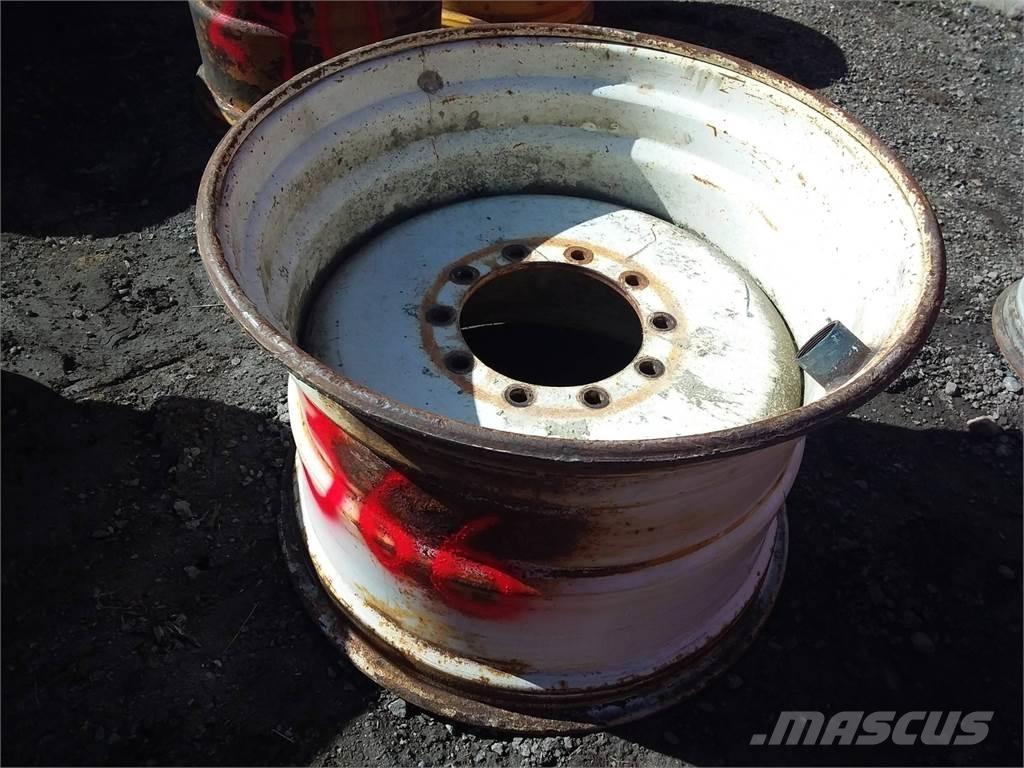 Skogsjan 695 24x34 Шини