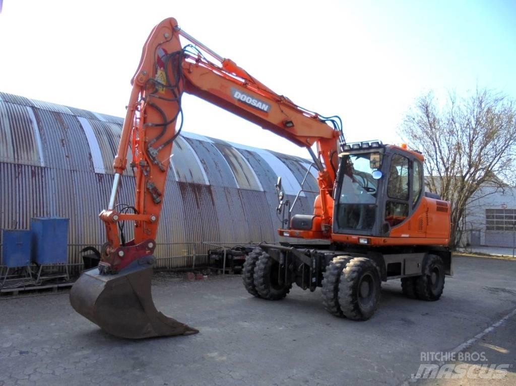 Doosan DX 160 W Колісні екскаватори