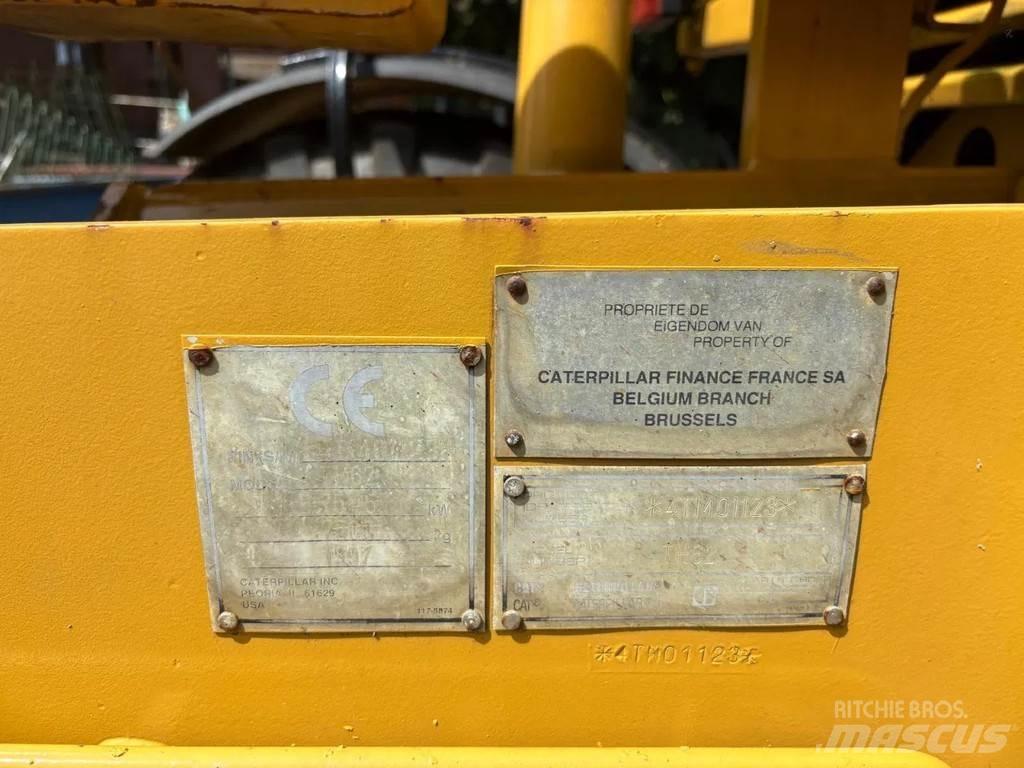 CAT TH62 Телескопічний навантажувач