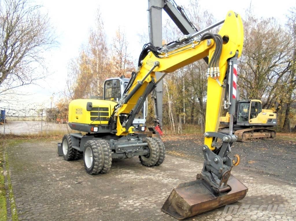 Wacker Neuson EW 100 Колісні екскаватори