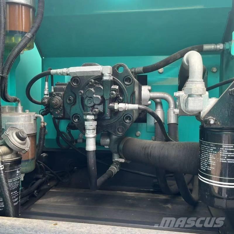 Kobelco SK 200 Гусеничні екскаватори