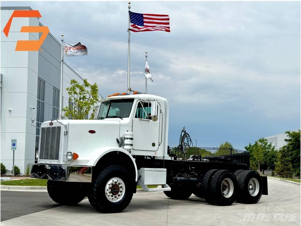Peterbilt 357 Тягачі