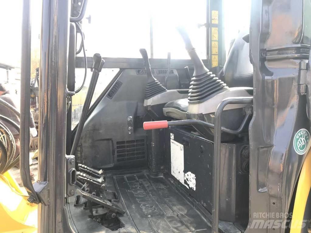 Komatsu PC 55 Гусеничні екскаватори