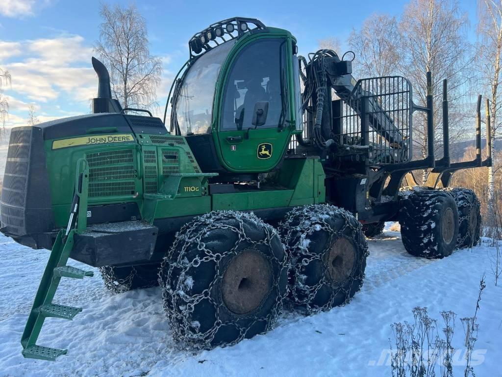 John Deere 1110 G Форвардери