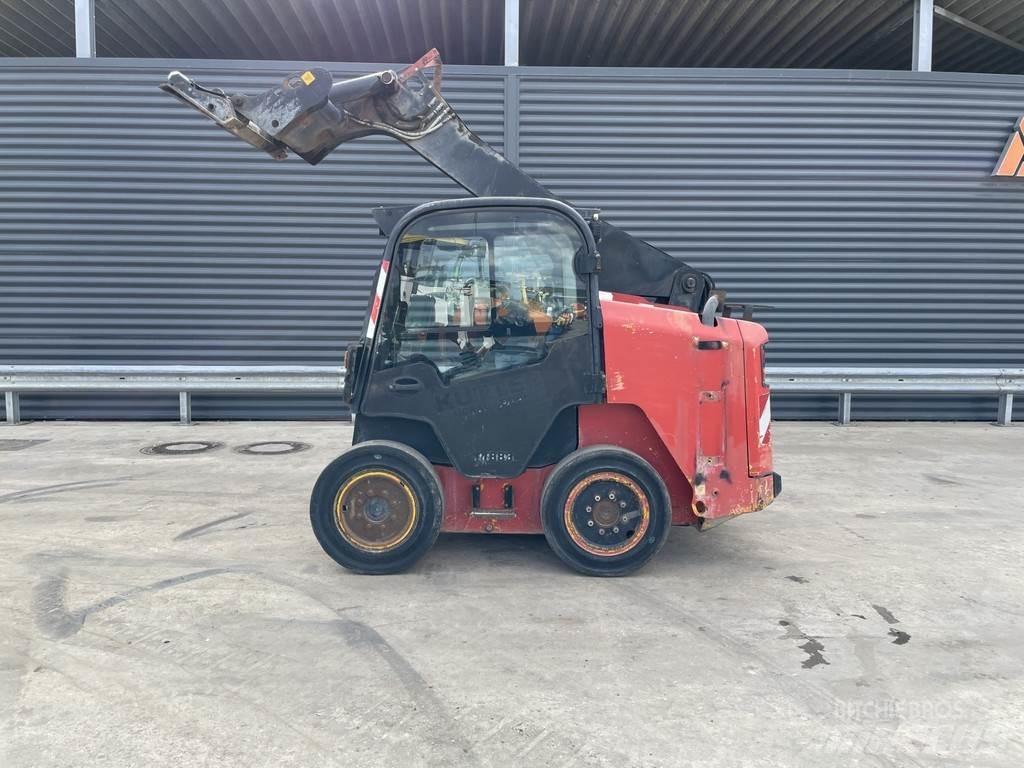 JCB R260 Трельовочні трактора