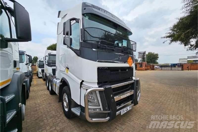 Volvo FH Вантажівки / спеціальні