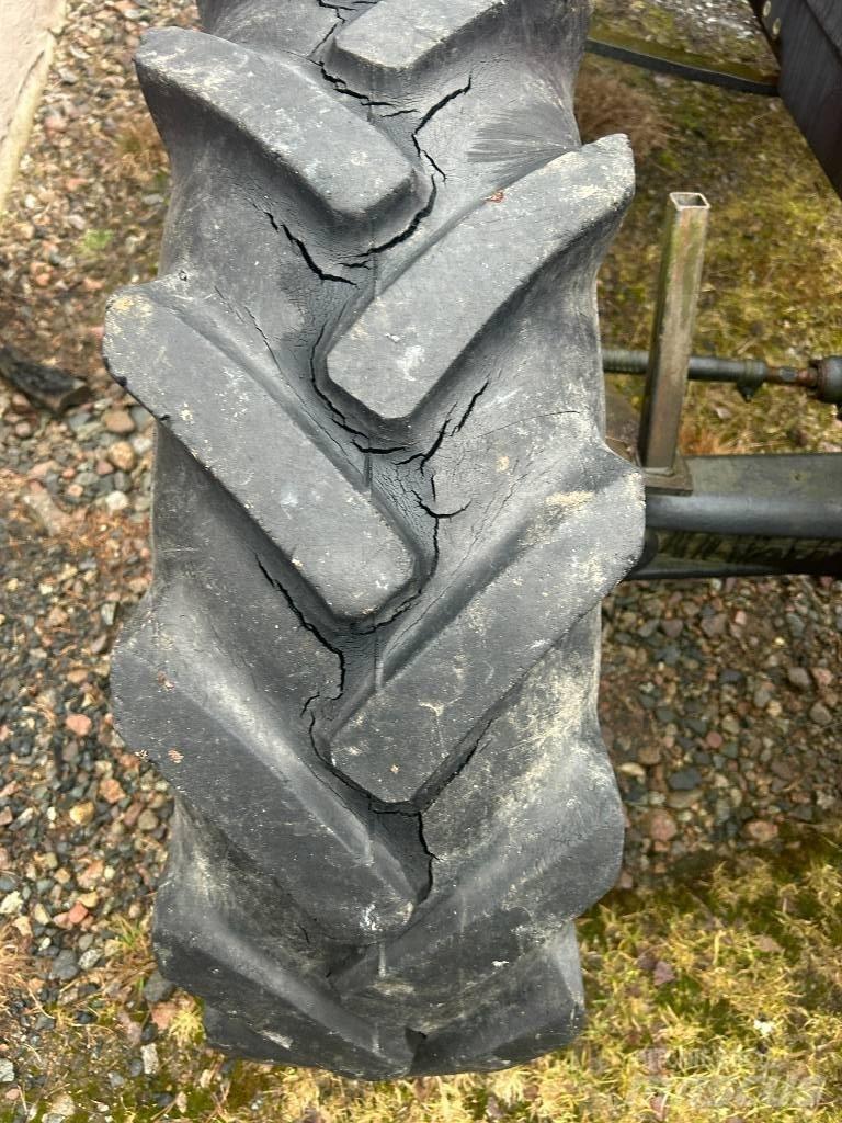 Valmet 405-4 Трактори