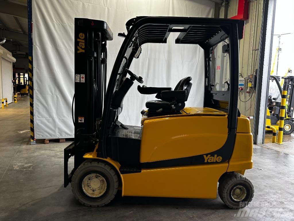 Yale ERP30VL Електронавантажувачі