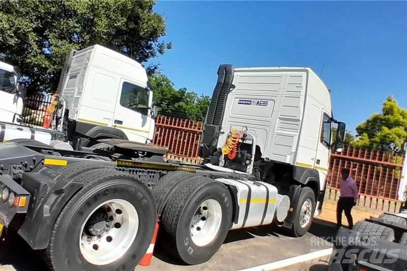 Volvo FMX(4) 440 Вантажівки / спеціальні