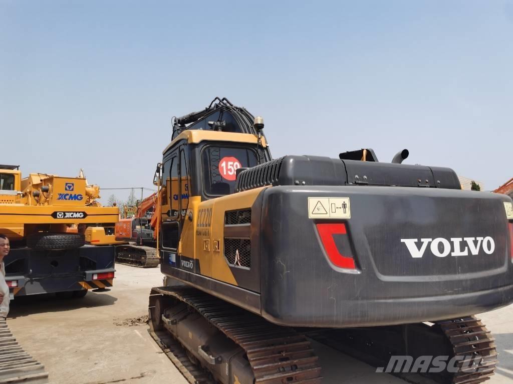 Volvo EC 220 Гусеничні екскаватори