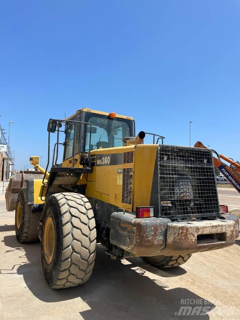 Komatsu WA 380 Фронтальні навантажувачі