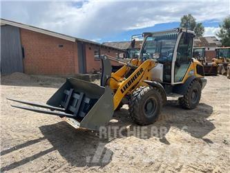 Liebherr L 504 Малі навантажувачі