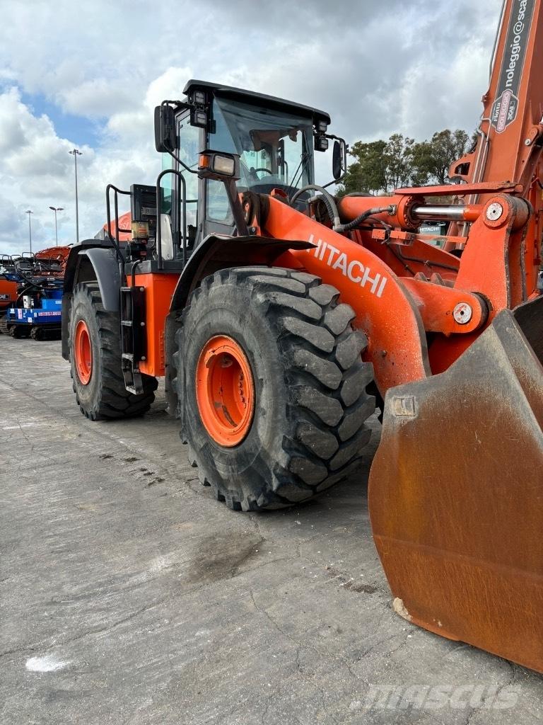 Hitachi ZW 310-6 Фронтальні навантажувачі
