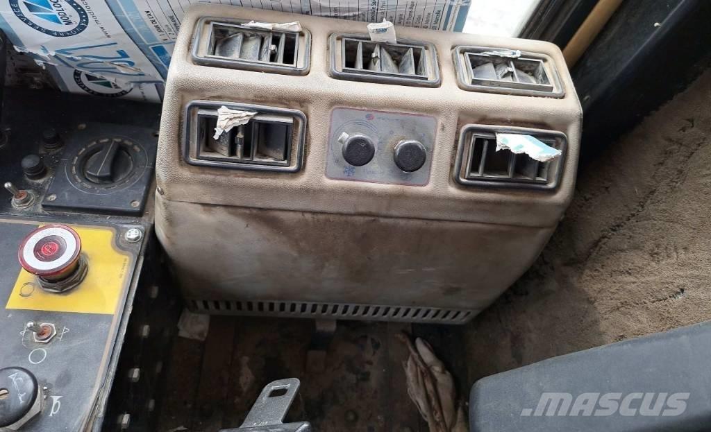 CAT CS583 C Грунтові котки