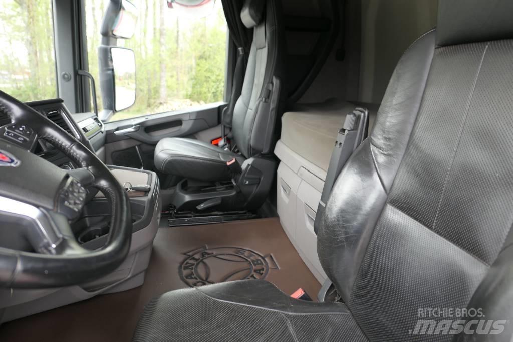Scania R500 B6x2*4NB Вантажівки з гаковим підйомом