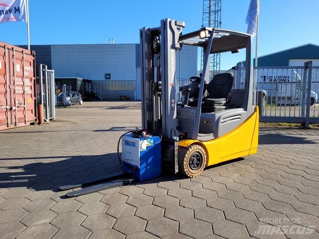 Jungheinrich EFG 216 Електронавантажувачі
