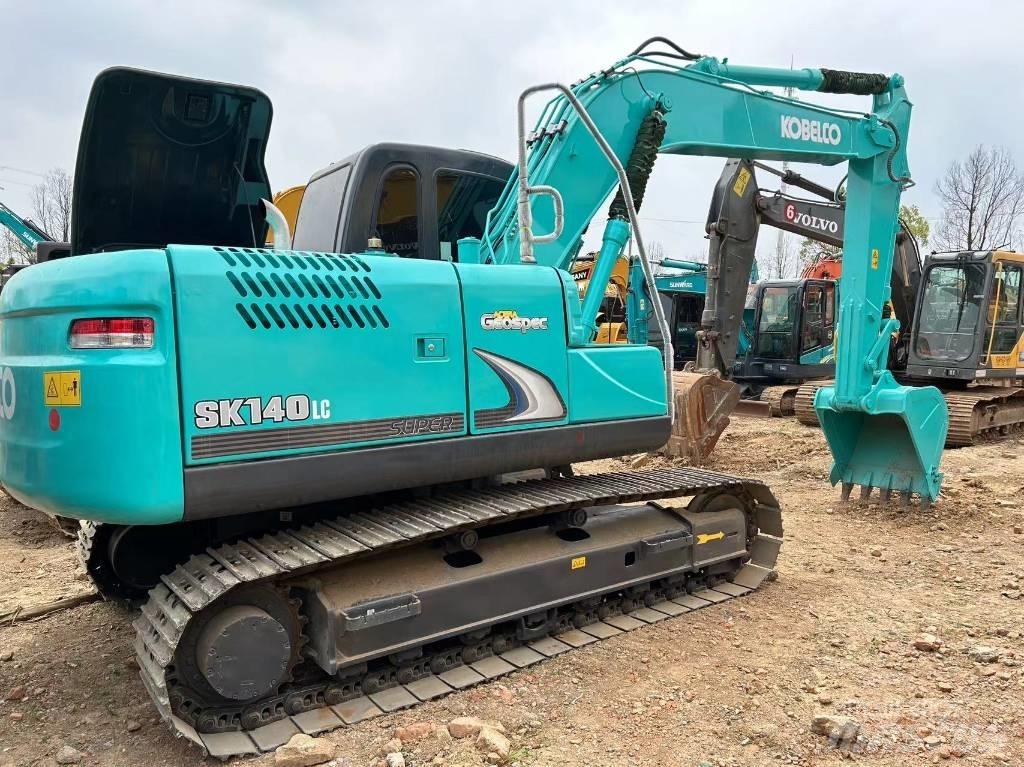 Kobelco SK140-8 Гусеничні екскаватори