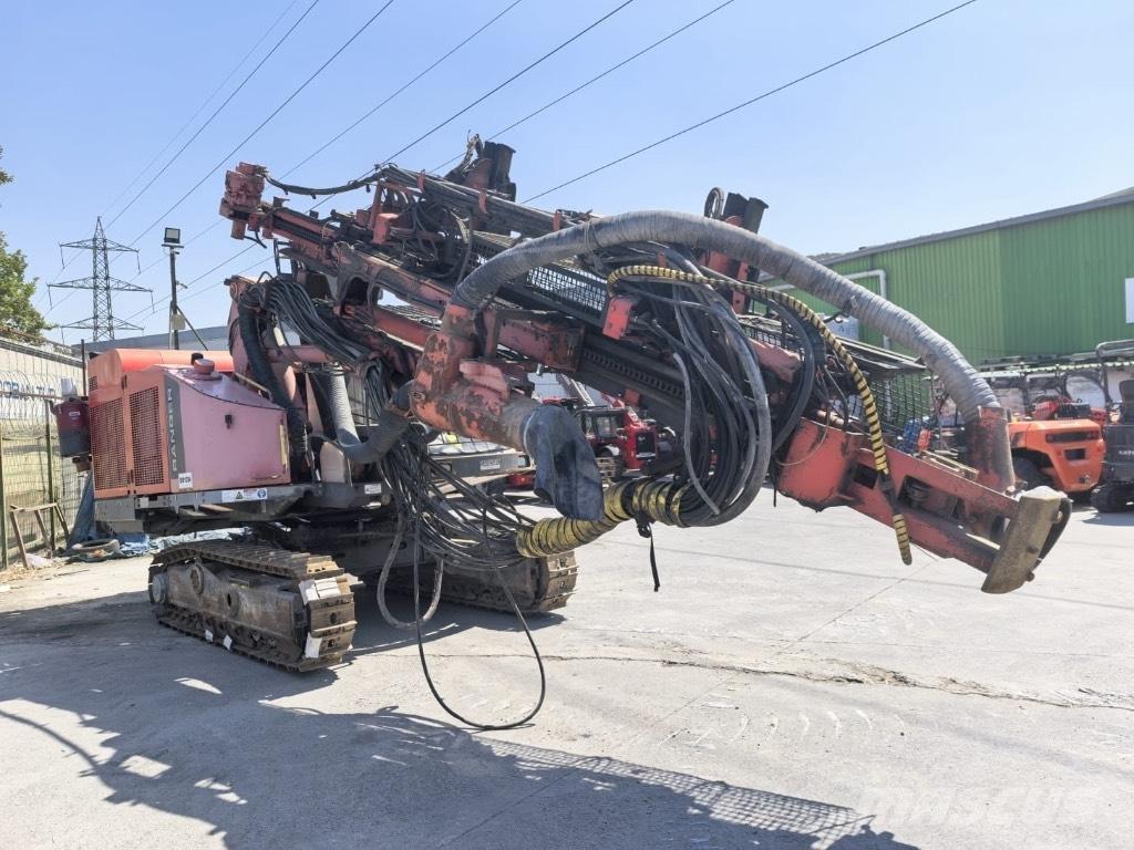 Sandvik DX 800 Свердлильні установки