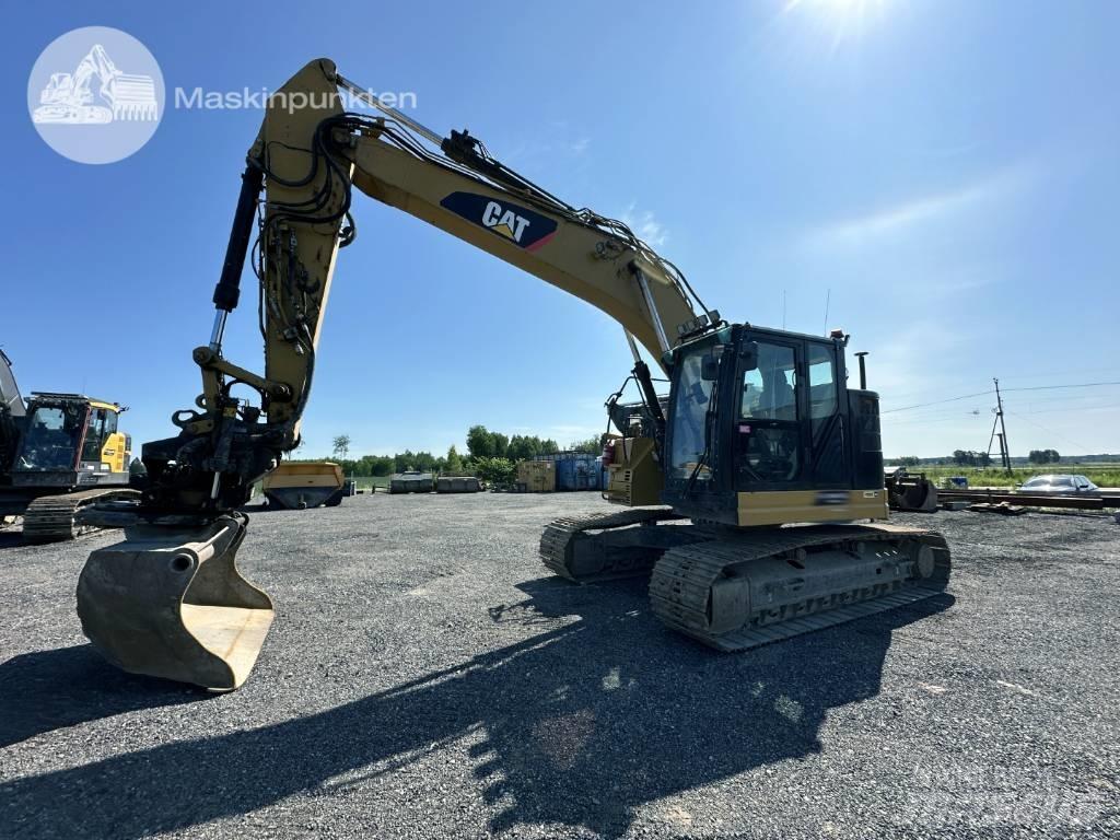 CAT 325 FL CR Гусеничні екскаватори