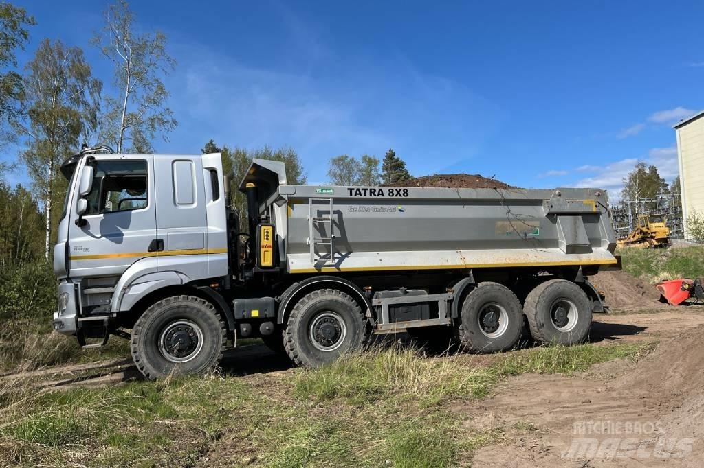 Tatra Tatra T 158/1 Самоскиди