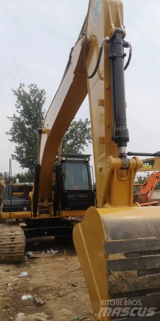 CAT 320D Гусеничні екскаватори