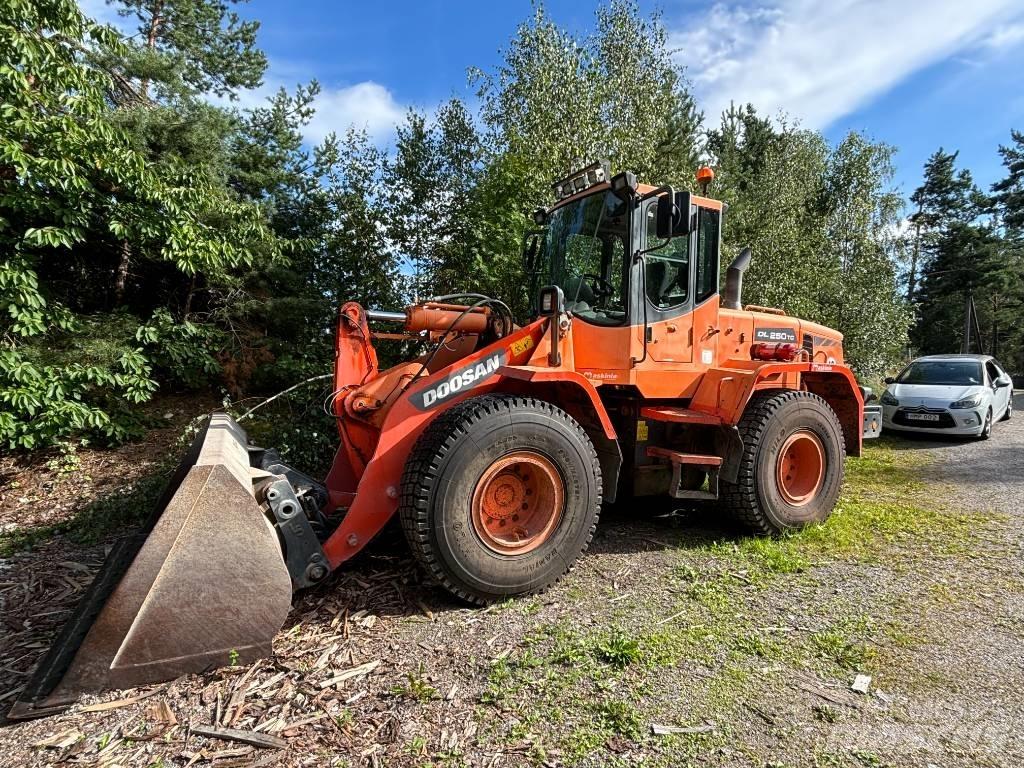 Doosan DL 250Z Фронтальні навантажувачі