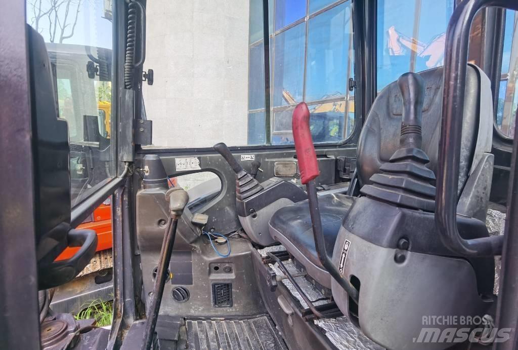 Hitachi ZX 50 U Міні-екскаватори < 7т