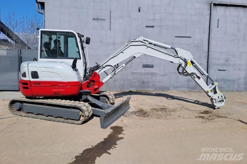Takeuchi TB260 Міні-екскаватори < 7т