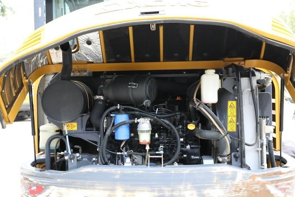 XCMG XE 60 DA Міні-екскаватори < 7т