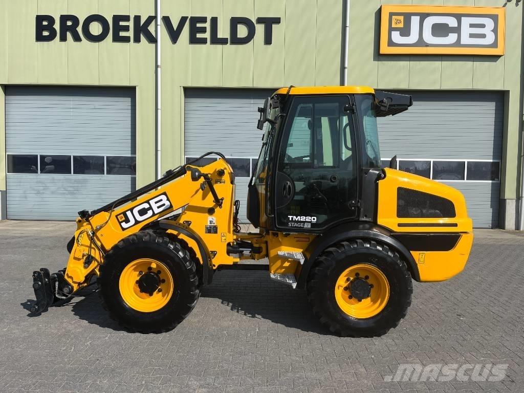 JCB TM 220 Телескопічний навантажувач