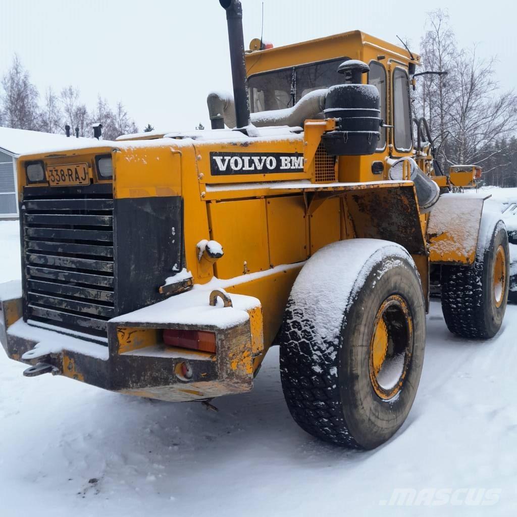 Volvo L 90 Фронтальні навантажувачі