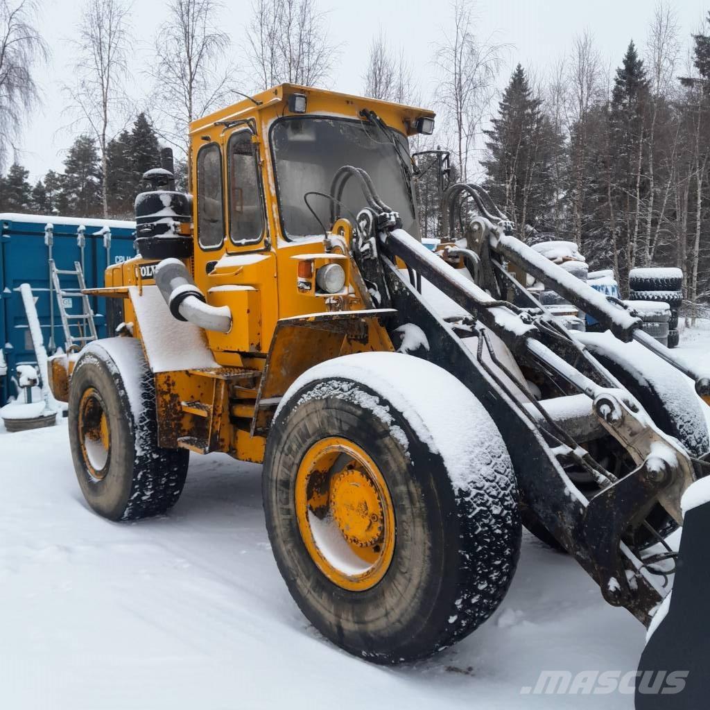Volvo L 90 Фронтальні навантажувачі