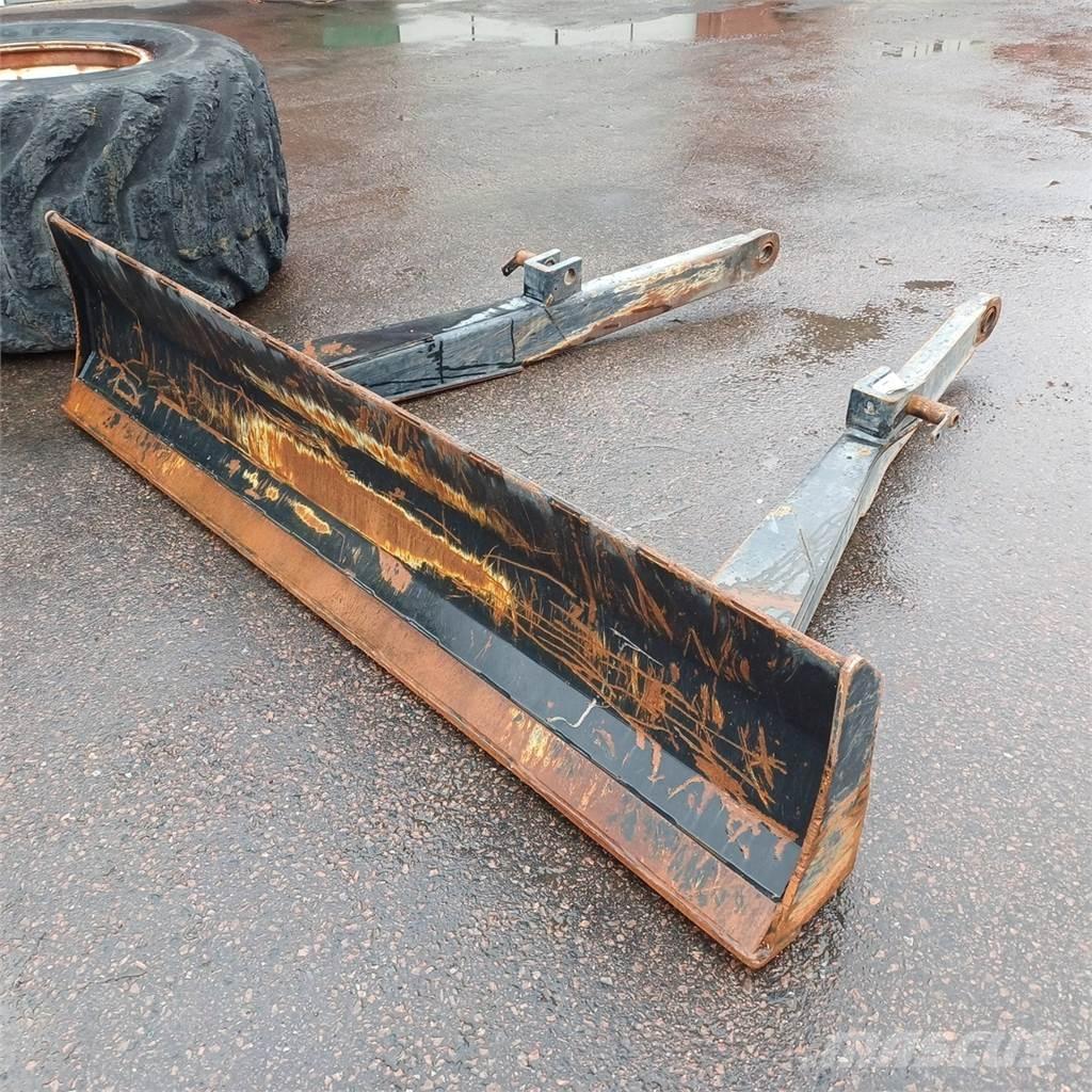  komatu 895 Інше обладнання